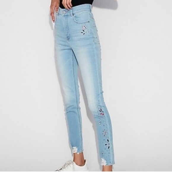 Express Super High Waisted Embellished Ripped Ankle Leggings Jeans Size 2 Short - Picture 4 of 16